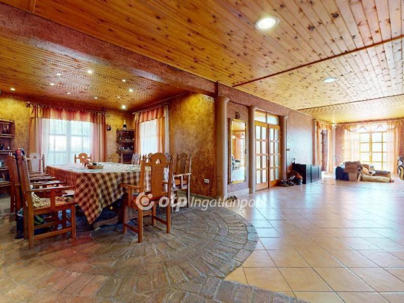 Eladó családi ház Szuhakálló