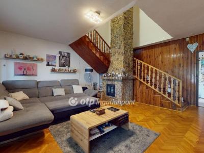 Eladó családi ház Szikszó