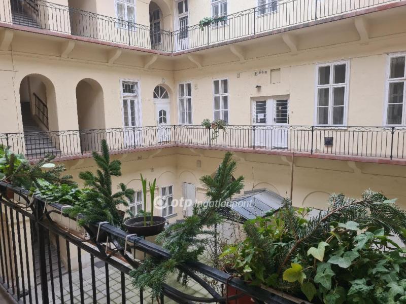 Eladó lakás Budapest