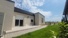 Eladó lakás Jászberény