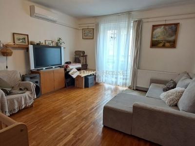 Eladó lakás Pécs
