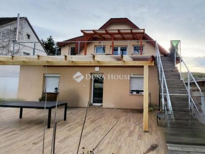 Eladó családi ház Piliscsaba