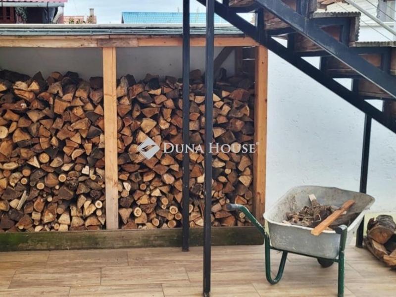 Eladó családi ház Piliscsaba