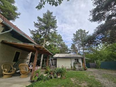 Eladó családi ház Vác