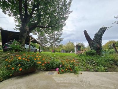 Eladó családi ház Vác