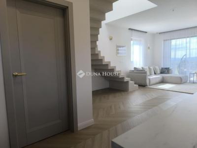 Eladó családi ház Vác