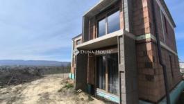 Eladó családi ház Vác