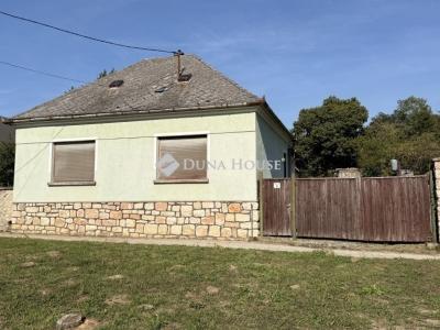 Eladó családi ház Bakonyszentkirály
