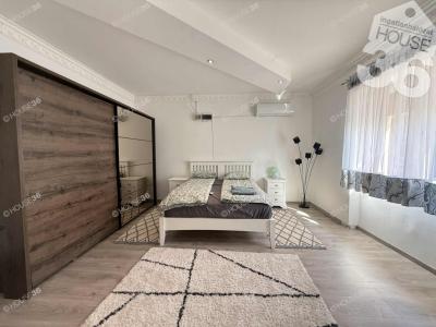 Eladó családi ház Izsák