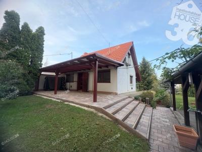 Eladó családi ház Kecskemét