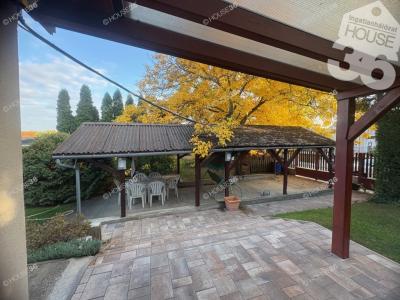 Eladó családi ház Kecskemét