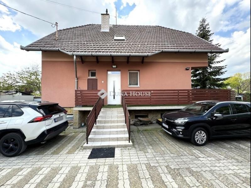 Eladó családi ház Szigetszentmiklós