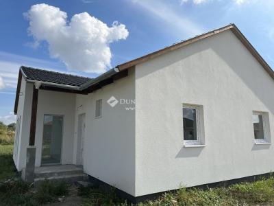 Eladó családi ház Ráckeve