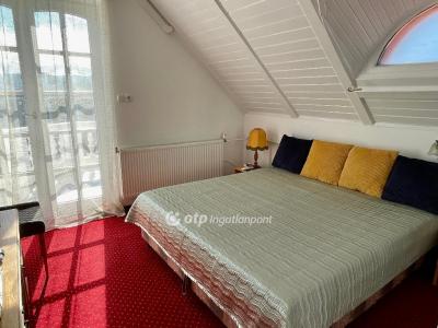 Eladó családi ház Penc