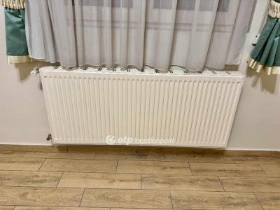 Eladó családi ház Budapest