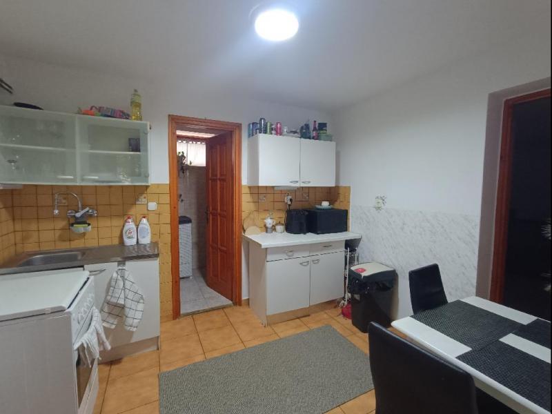 Eladó családi ház Vértesboglár