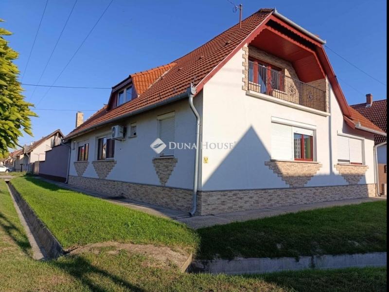 Eladó családi ház Mohács