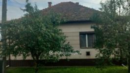 Eladó családi ház Mikepércs