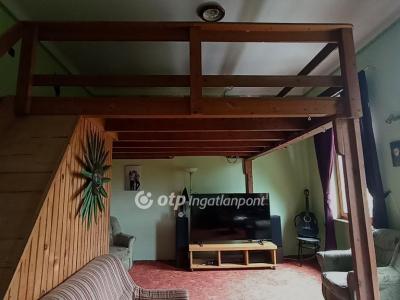 Eladó lakás Gödöllő