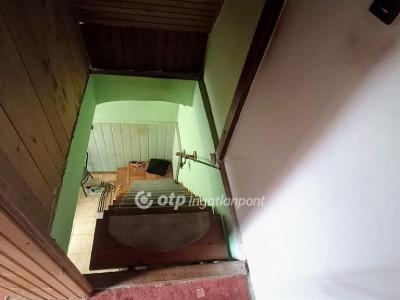 Eladó lakás Gödöllő