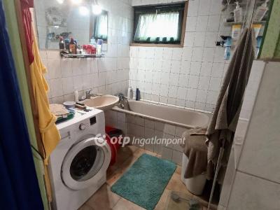 Eladó lakás Gödöllő