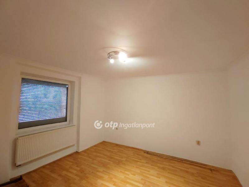 Eladó családi ház Csanytelek