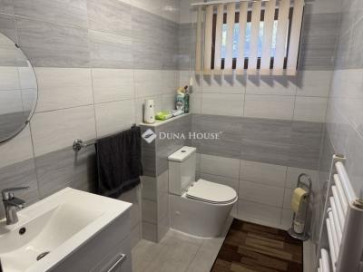 Eladó családi ház Pécs