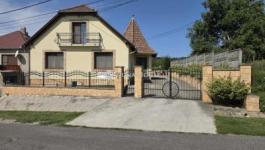 Eladó családi ház Pécs