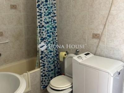 Eladó családi ház Vác