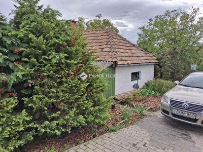 Eladó családi ház Bicske