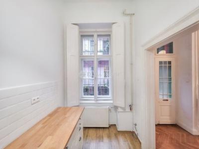 Eladó lakás Budapest