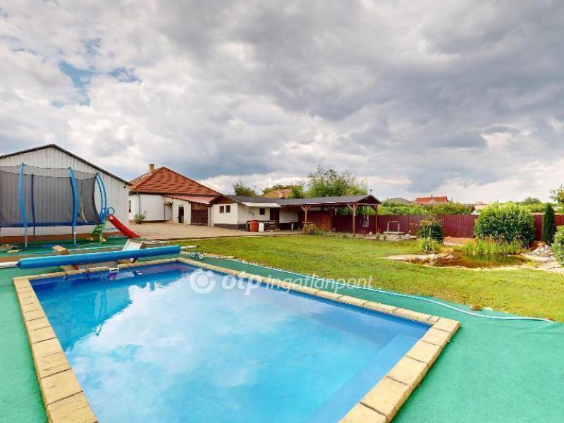 Eladó családi ház Kótaj