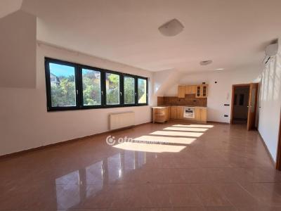 Eladó lakás Veszprém