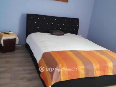 Eladó lakás Veszprém