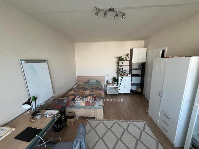 Eladó lakás Debrecen