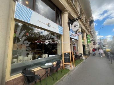 Eladó utcai bejáratú üzlethelység Budapest
