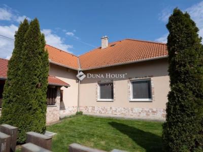 Eladó családi ház Szada
