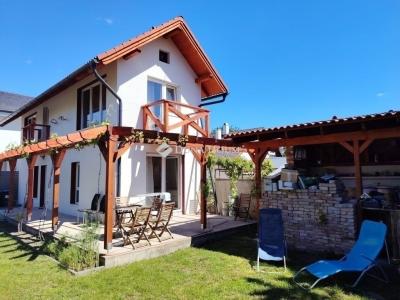 Eladó családi ház Budapest