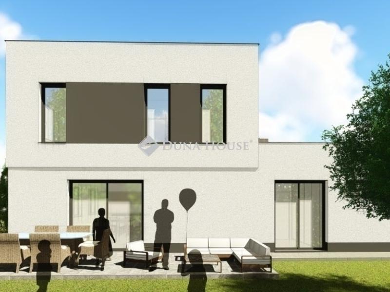 Eladó családi ház Budapest