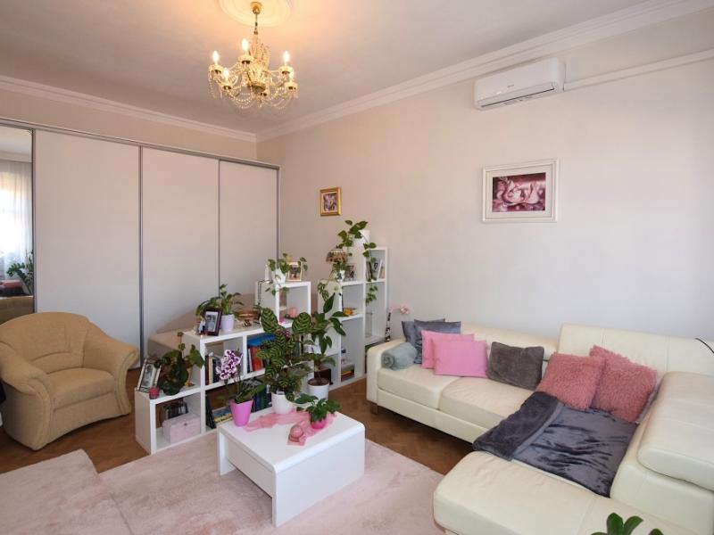 Eladó lakás Debrecen