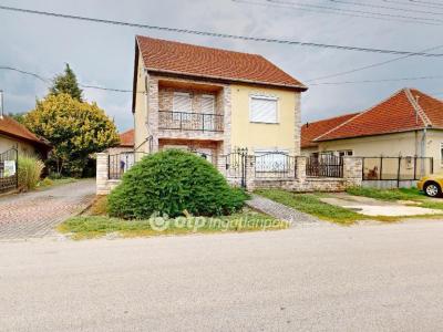 Eladó családi ház Bükkábrány