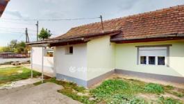 Eladó családi ház Szikszó