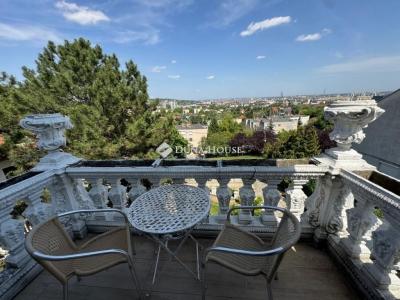 Eladó családi ház Budapest