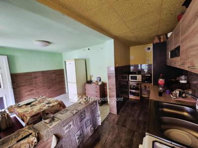 Eladó családi ház Jászberény