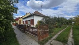 Eladó családi ház Nádudvar