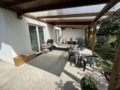 Eladó családi ház Szigetcsép