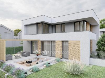 Eladó családi ház Szeged