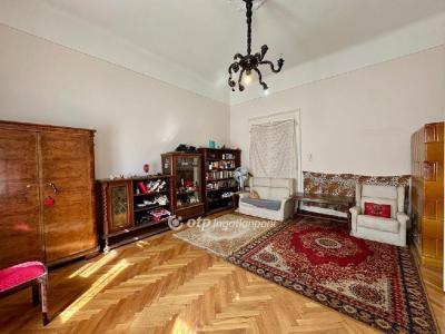 Eladó lakás Nagykőrös