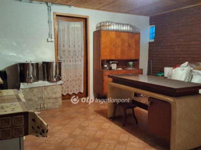 Eladó családi ház Albertirsa