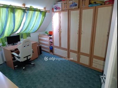 Eladó lakás Kecskemét